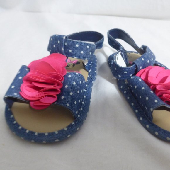 MINNIE MOUSE, size 4, polka dot Velcro fastened sandals GUC - Picture 2 of 10